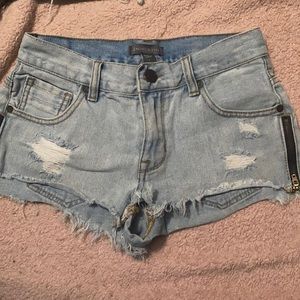 Kendall and Kylie denim shorts size 1